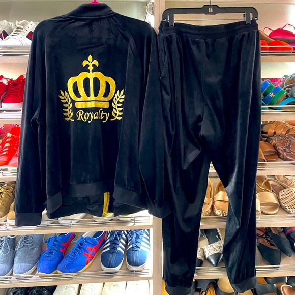 Velour Track Suit - Picture 2 of 6